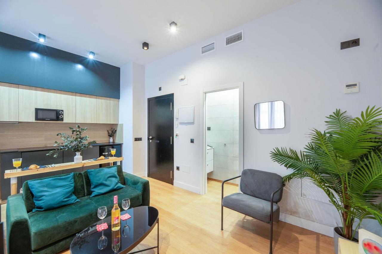 New Levante Pool & Museums Apartament Malaga Luaran gambar