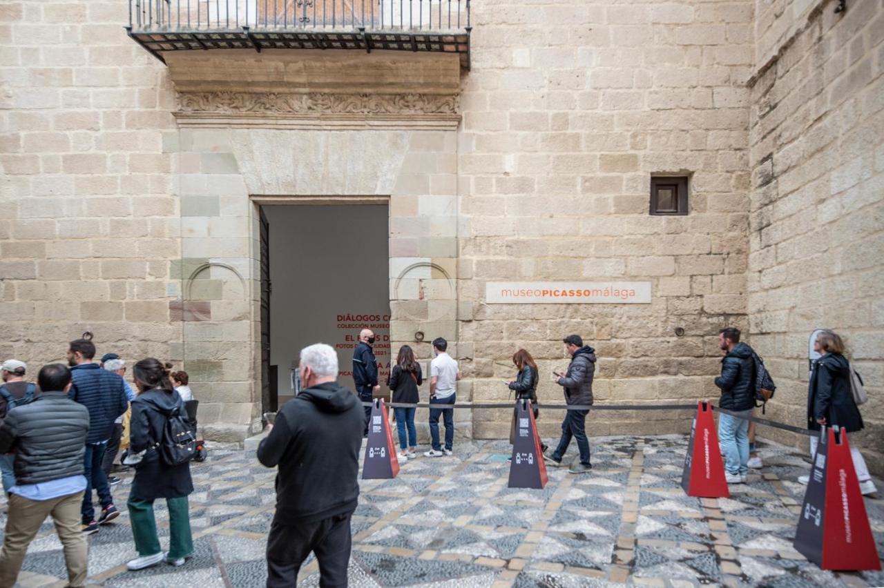 New Levante Pool & Museums Apartament Malaga Luaran gambar
